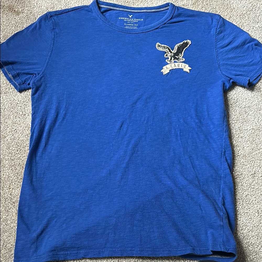 American Eagle Outfitters Men's Blue T-Shirt. Never Worn Vintage